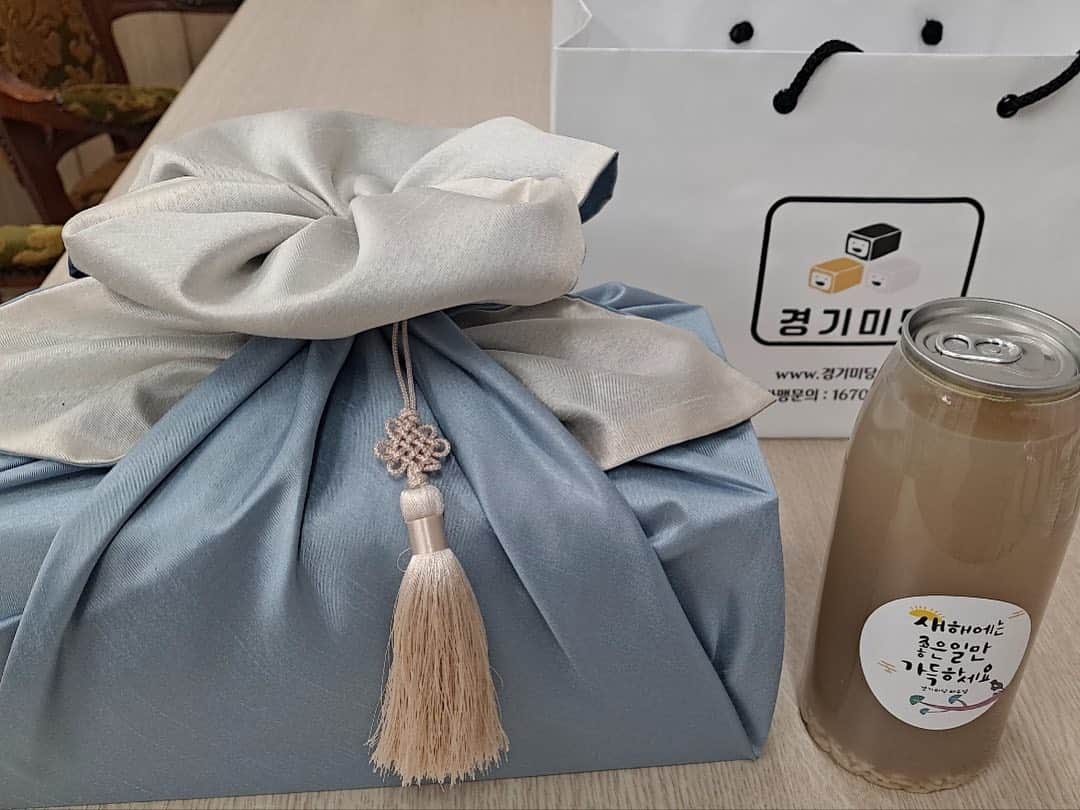 キム・ソンリョンさんのインスタグラム写真 - (キム・ソンリョンInstagram)「@guny1117 건희야 잘 먹을께 대박나라~ @kyunggimidang_paju」1月4日 20時54分 - sungryoung_kim