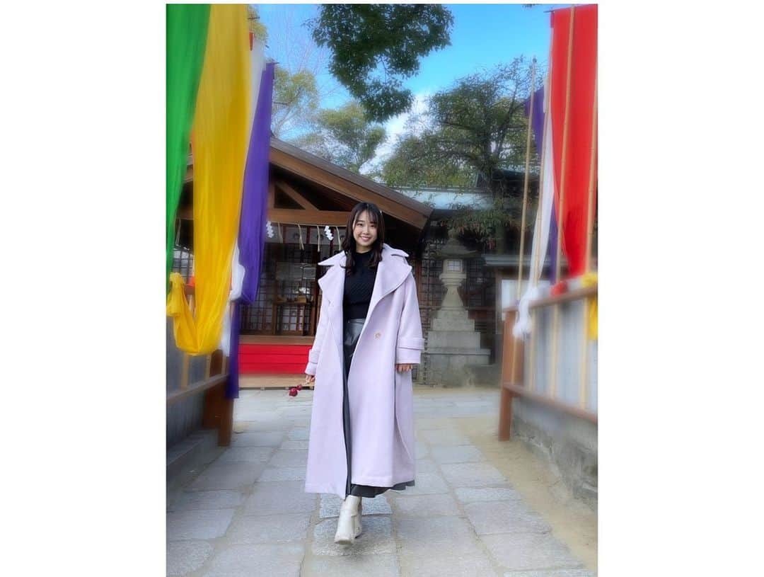 加藤夕夏さんのインスタグラム写真 - (加藤夕夏Instagram)「⁡ ⁡ ⁡ 初詣⛩🐰 ⁡ ⁡ ⁡ おみくじ、大吉だった！ 幸先いい☺️ みなさんはー？！⭐️ ⁡ ⁡ #2023 #happynewyear #初詣 #うかしふく #神社 #出店でてた🍓 #御朱印ももらいました♡ #卯年」1月4日 22時17分 - uuka_nmb