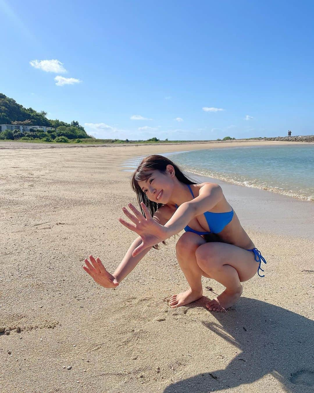 坂東遥さんのインスタグラム写真 - (坂東遥Instagram)「🧜🏻‍♀️お知らせ🧜🏻‍♀️  1/23(月)発売 「アップトゥボーイVol.323」に グラビア掲載させていただきます✨  アップトゥーボーイさんは ずっといつかは、、と 密かに願っていたので めっちゃ嬉しかった！！！！！  8ページも 掲載させていただけるのと、 今までに無い 挑戦なカットも あったりするので…😏🛁  絶対絶対！ ゲットしてほしいです📗  1/24(火)19:00〜 ネットサイン会もあります✍️ 宛名、サイン、日付け付き！ ぜひお名前呼ばせてください  申し込みは今日1/5 20:00〜 プロフィールのリンクから 飛んで見てね📣  #アップトゥボーイ  #グラビア  #ジャムズ  #jamscollection」1月5日 20時53分 - b.haruka1103