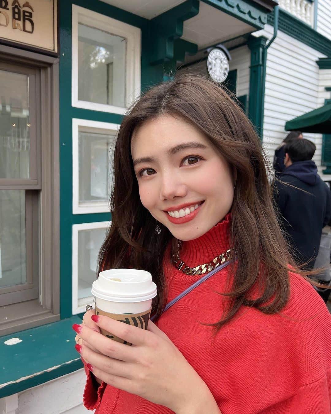 波田妃奈さんのインスタグラム写真 - (波田妃奈Instagram)「皆さまにお知らせ🥰  1月10日(火)深夜0:45〜放送🎥 テレビ朝日"お願い！ランキングpresentsそだてれび"に出演します🙋🏻‍♀️  「今日歩いて帰りませんか？」という企画で なんと初の密着取材でした😳 めちゃくちゃ楽しかった😍！  お仕事終わりの道中で "三足の草鞋"で活動する原点となった過去の経験、 それぞれの仕事に対する想いや目標、 ラウンドガールの秘話等々語っています🙈  SNS上だけでは伝わらない 等身大の自分を知ってもらいたい✨ と思い、一生懸命言葉にしました！ ぜひ見てください〜👐🏻 少し恥ずかしい気もしますが… 感想お待ちしてますっ🤣笑  #いつも応援ありがとうございます  #お知らせ #初の密着取材  #テレビ朝日 #テレ朝 #お願いランキング #そだてれび #波田妃奈 #会社員ラウンドガール #ぜひ見てね❤️」1月6日 18時35分 - hina__fitness