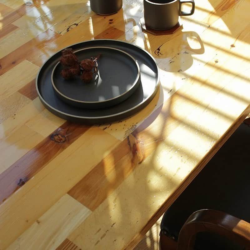 ACME Furnitureさんのインスタグラム写真 - (ACME FurnitureInstagram)「original DINING TABLE   ▪️DRIFTWOOD DINING TABLE   •W1300 D750 H730 ※size order table  •DRIFTWOOD/IRON    gross or mat Urethane coating   Contact:ACME Furniture MEGURO St. TEL:03-5720-1071 Email:acme-jsf@acme.co.jp  #acmefurniture #vintagefurniture #driftwood #diningtable #upsycledfurniture」1月6日 19時43分 - acme_furniture