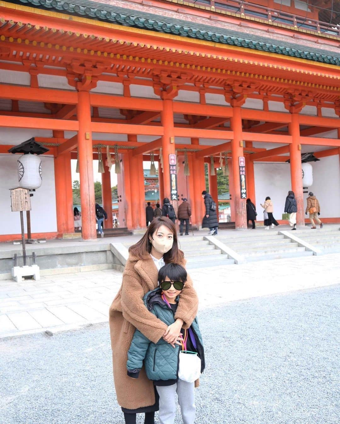 奥田順子さんのインスタグラム写真 - (奥田順子Instagram)「お正月は、京都で過ごしました🎍 初詣は、岡崎神社と平安神宮へ。 お友達と楽しい時間をすごしたお正月でした。 #お正月#京都リッツカールトン #京都観光 #岡崎神社#平安神宮#初詣」1月6日 19時43分 - okuda_junko