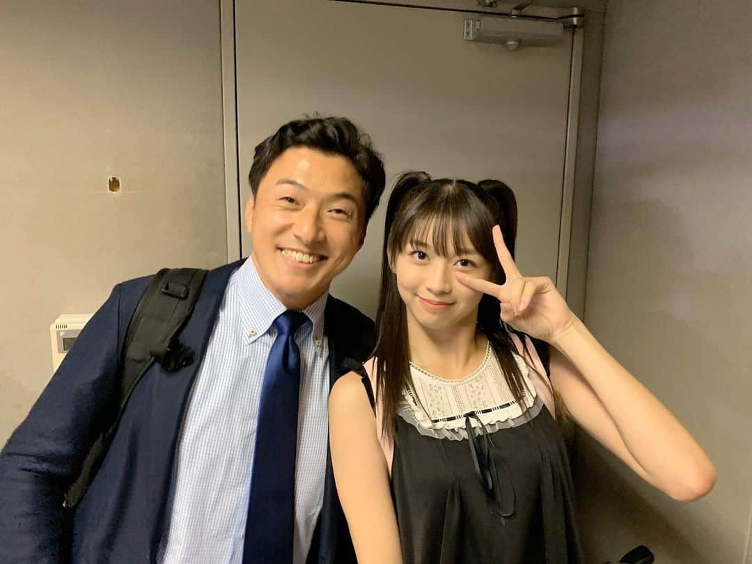 牧野真莉愛さんのインスタグラム写真 - (牧野真莉愛Instagram)「♡ ♡ ありがとうUGK❤️ See Ya❣️❣️  まりあより ♡ ♡ 近藤祐司さんがGAORA実況で、まりあとっても嬉しかったです💗💗💗楽しかったです💕💕💕  #近藤祐司 さん🎤💕 #UGK  #GAORASPORTS さん💖 #GAORA #LOVE新庄 ❤️ #北海道日本ハムファイターズ ⚾️ #lovefighters 🐻‍🐻‍🐿🦊 #モーニング娘23 #morningmusume23 #牧野真莉愛」1月6日 22時29分 - maria_makino.official