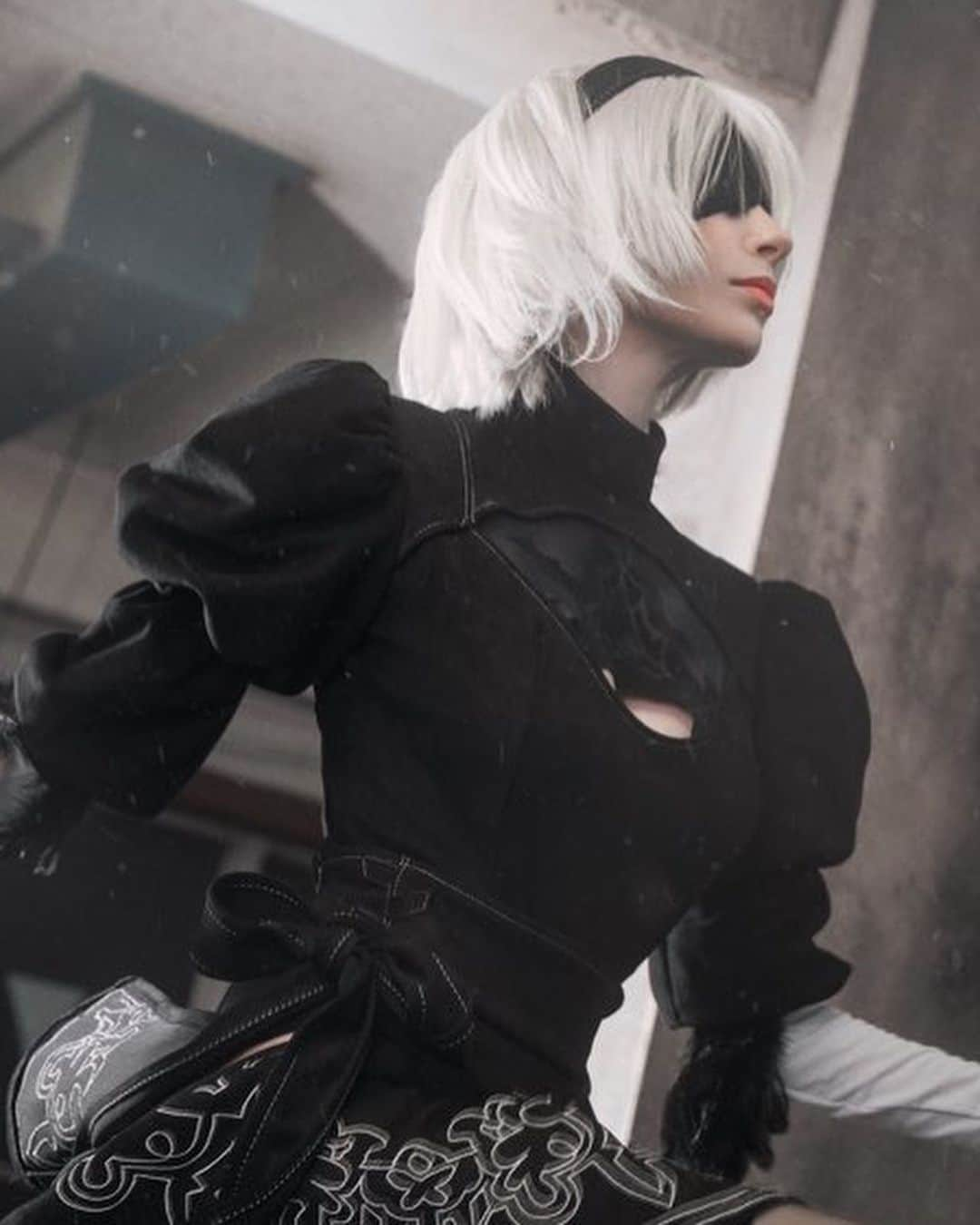 ソフィーさんのインスタグラム写真 - (ソフィーInstagram)「So the NieR Automata anime is out! 🤭  Should I watch it? Is it any good?  #nierautomata #nierautomatacosplay #2b #2bcosplay」1月8日 11時07分 - peachmilky_