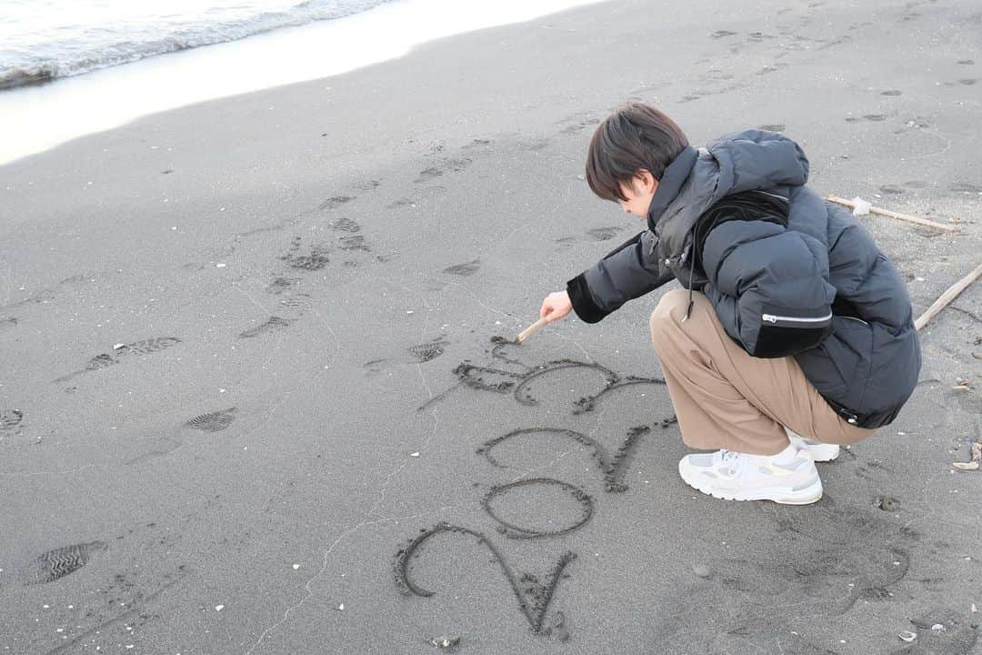 木村慧人さんのインスタグラム写真 - (木村慧人Instagram)「2023年頑張ります。 いくぞ。自分。いくぞ。FANTASTICS！」1月8日 19時58分 - keitokimura_official
