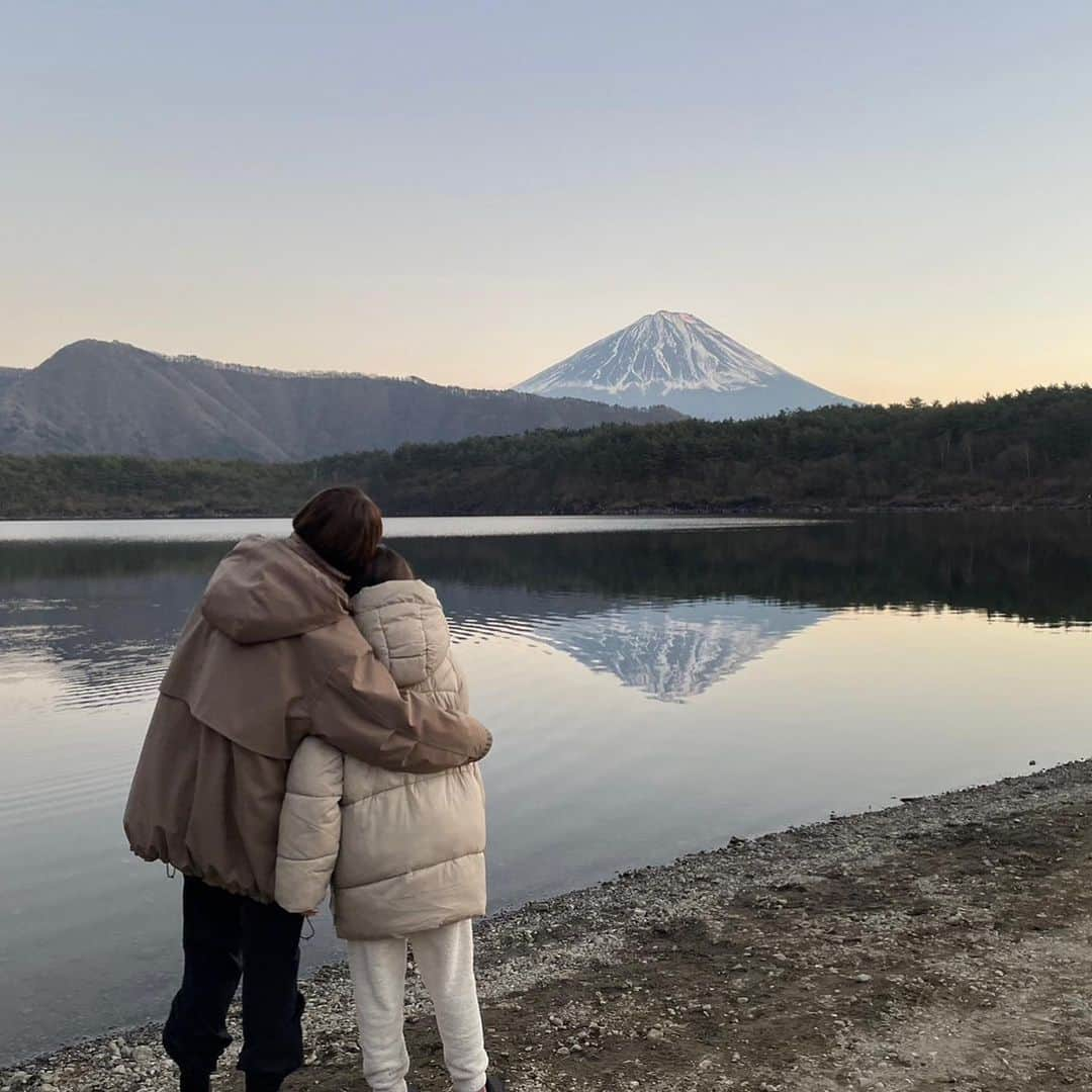 辺見えみりさんのインスタグラム写真 - (辺見えみりInstagram)「2023年 最初のキャンプ⛺️」1月8日 22時37分 - emiri_hemmi