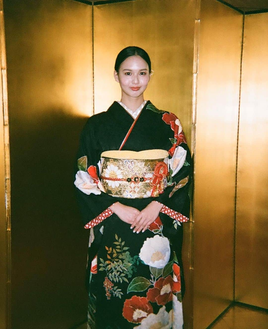 白河れいさんのインスタグラム写真 - (白河れいInstagram)「新成人お披露目撮影会  素敵な振袖は一蔵様にご協力頂きました ありがとうございました✨  #一蔵　#振袖の一蔵　#振袖」1月9日 6時49分 - rayshirakawa