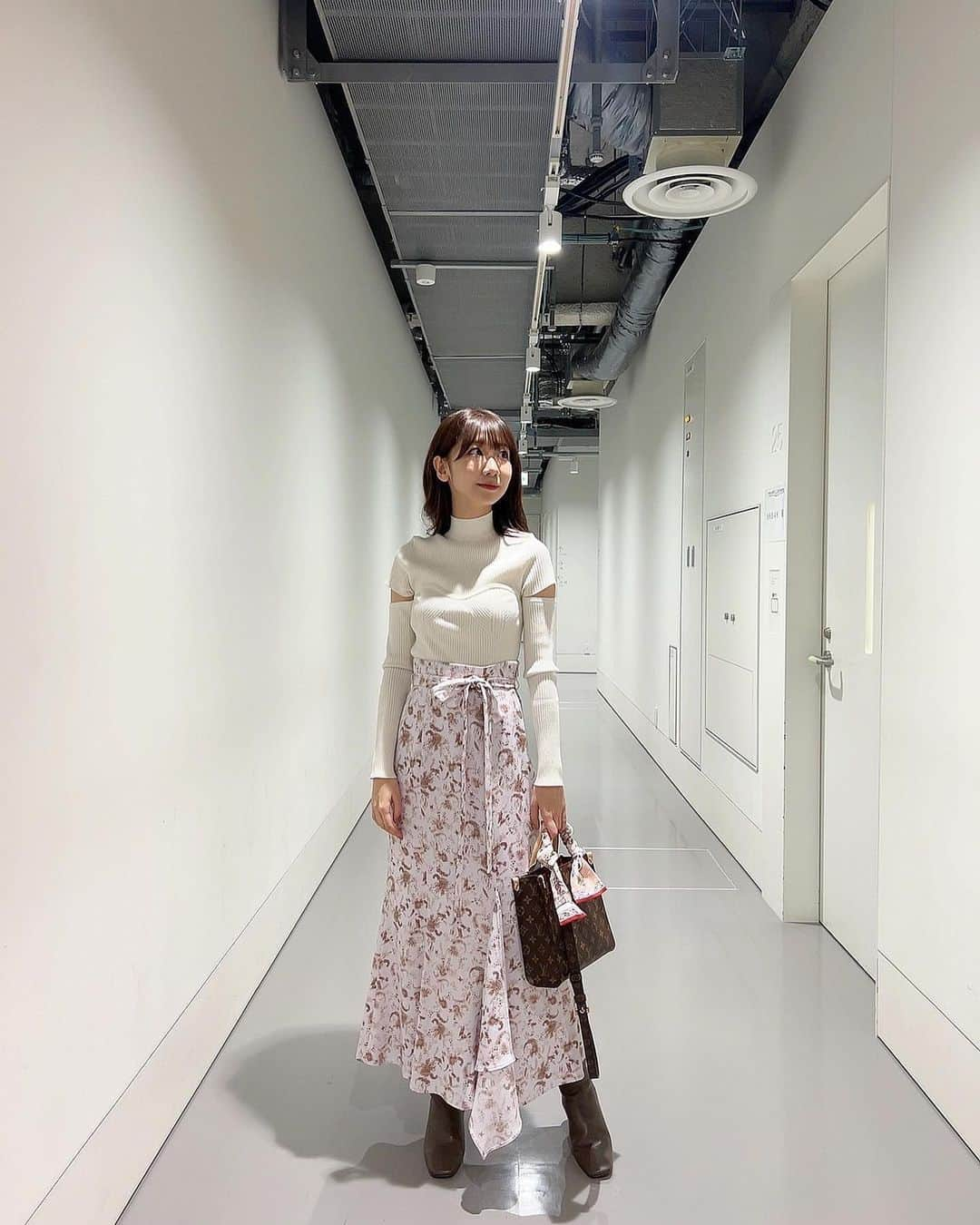 柏木由紀さんのインスタグラム写真 - (柏木由紀Instagram)「𓂃𓈒𓏸  私服🌷  こんなラブリーな服を着たい日も たまーにあるのです☺︎  #ゆきりんコーデ」1月9日 14時32分 - yukikashiwagi_official