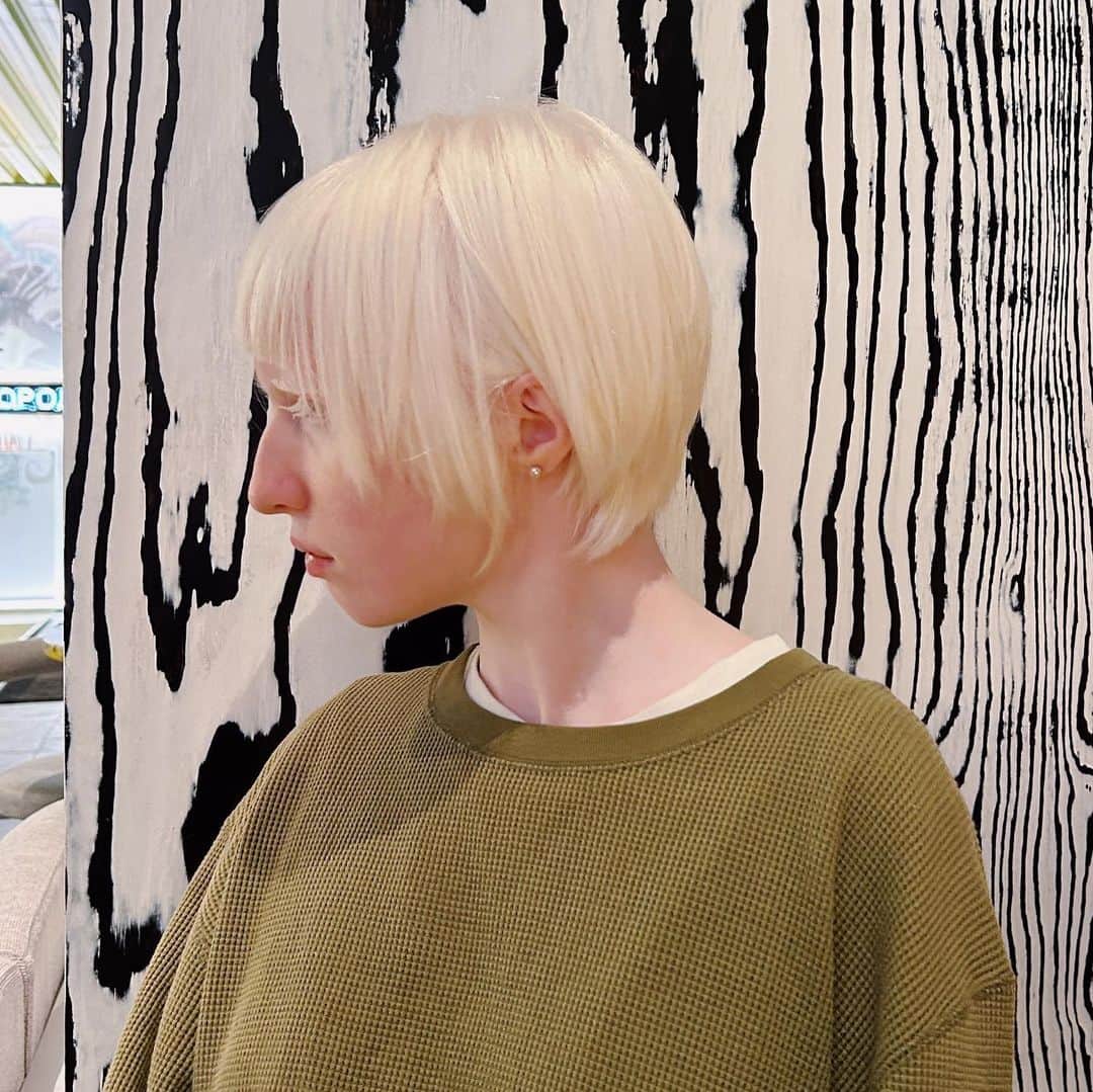 ナスチャさんのインスタグラム写真 - (ナスチャInstagram)「ハンサムショット切ってみた😎🔥 finally mew favorite haircut」1月10日 3時52分 - kiker_chan