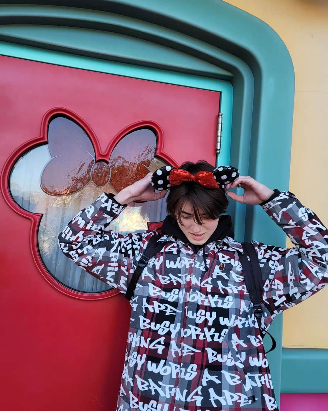 翔さんのインスタグラム写真 - (翔Instagram)「初めて東京ディズニーランド行った。パークデビューシール貰えばよかった。⁡ ⁡Went to Tokyo Disneyland for the first time. I should’ve got the first visit sticker 🤦‍♂️ ⁡ ⁡⁡ ⁡#ディズニー #minnie #家族旅行」1月10日 21時35分 - sho0509official