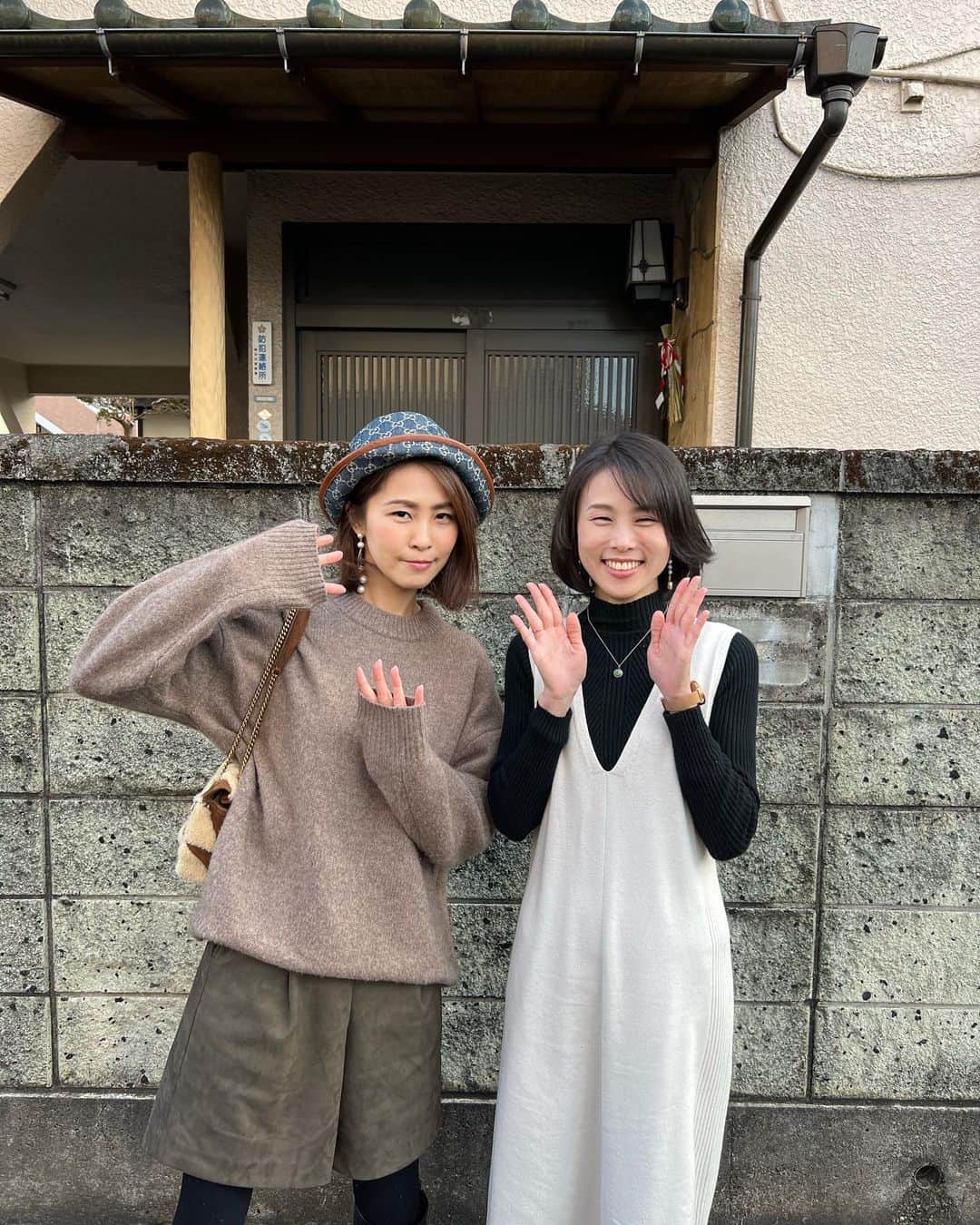 坂元美香さんのインスタグラム写真 - (坂元美香Instagram)「実家シリーズ。 妹。  笑うとそっくりでしょー？ 血ってすごいよね〜」1月12日 6時58分 - mika_saka