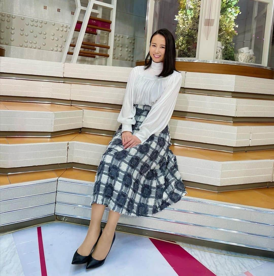 森川夕貴さんのインスタグラム写真 - (森川夕貴Instagram)「* * Outfit  1.Tops: Three Four Time   Skirts: amorandalma  2.Tops: Fuerte   Skirts: el.meray  3. Tops:TITE in the store 　 Skirts: amorandalma  4. INED  #outfit #outfitoftheday  #衣装　#今日の服」1月12日 13時33分 - yuuki.morikawa_ex