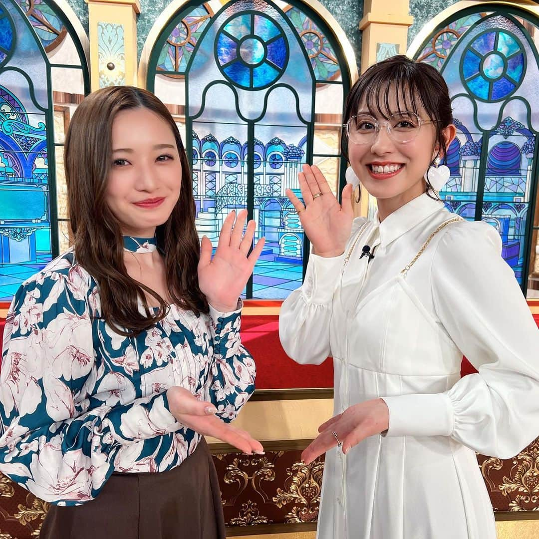 中田花奈さんのインスタグラム写真 - (中田花奈Instagram)「本日12日(木)19時〜 テレビ朝日「 #林修の今知りたいでしょ ！」 出演してます！  ちーちゃんと久々に会ったよ☺️卒業してもお仕事で会えるの嬉しい☺️  勉強になった〜 見てね！！  #林修 #バカリズム #石原良純 #伊沢拓司 #斎藤ちはる」1月12日 18時53分 - nakadakana_official