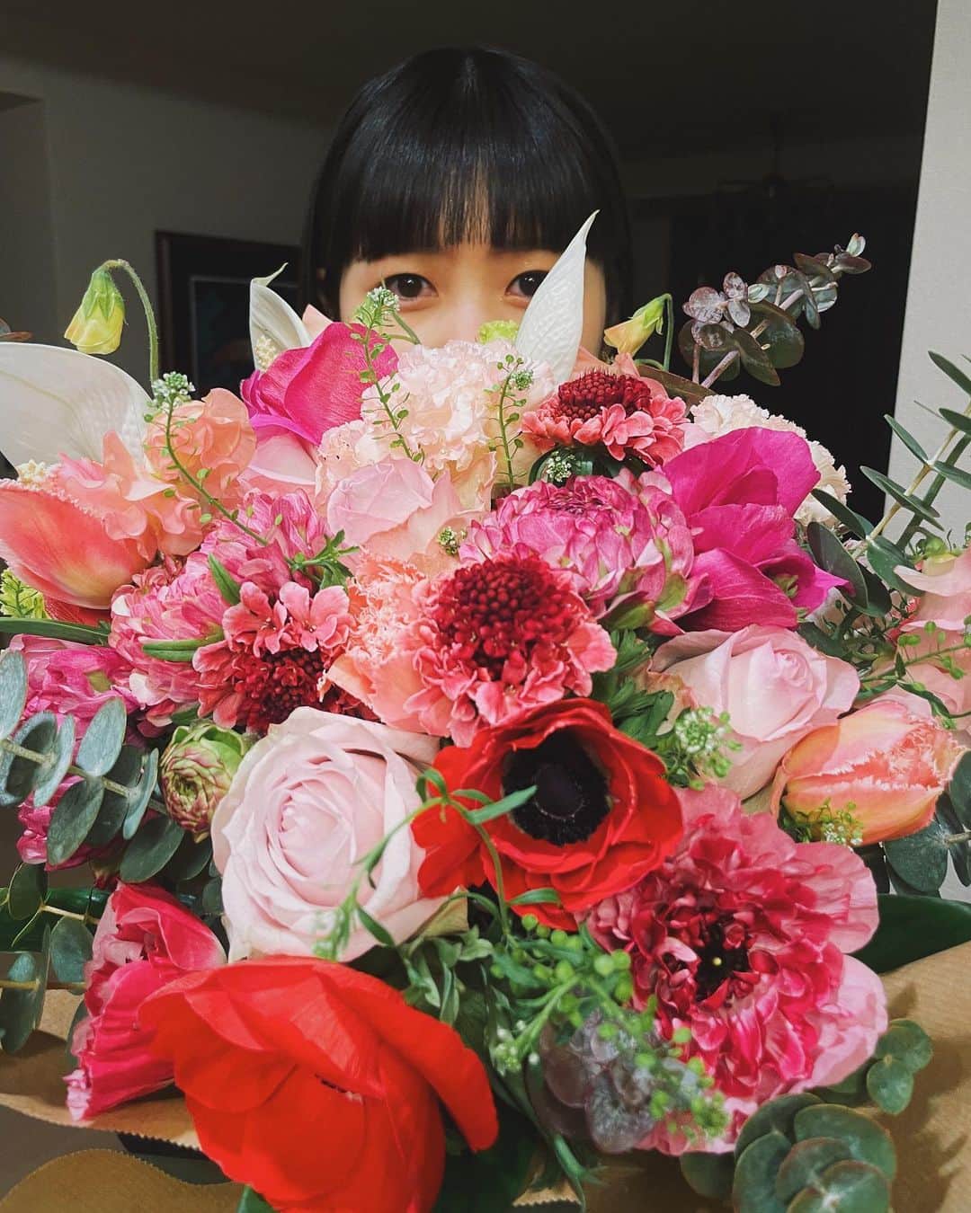 新井貴子さんのインスタグラム写真 - (新井貴子Instagram)「Happy anniversary☺︎  いつもありがとう。 これからも🤝🏻🤍」1月12日 20時03分 - kikoarai