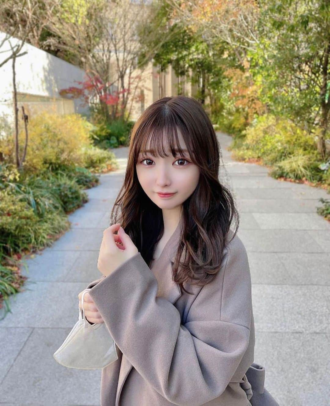 美女美容事情さんのインスタグラム写真 - (美女美容事情Instagram)「《休日は美容DAY💆‍♀️🧡》⁠ *⠀⠀⠀⠀⠀⠀⁠⠀⁠⠀⁠⠀⁠⠀⁠ 今回ご紹介させて頂きますのは!!👀❤️⁠⠀⁠⠀⁠⠀⁠⠀⁠ えみりさん<@emiri0101_> の素敵なお写真📸⠀⁠⠀⁠⠀⁠ *⠀⁠ お洒落なヘアスタイルでかわいいです☺️💓 小顔で見ているだけで癒されます💖✨⠀⠀⠀⁠⠀⁠⠀⁠⠀⁠⠀⁠ *⠀⁠⠀⁠⠀⁠⠀⁠⠀⁠ えみりさん<@emiri0101_> 素敵な投稿をありがとうございました☺️📸✨⠀⁠ えみりさんのアカウントには他にも素晴らしい投稿が沢山ありますので是非覗いてみてくださいね💁‍♀️💙⁠ ⁠ ⠀⠀⁠⠀⁠⠀⁠⠀⁠ △▼△▼△▼△▼△▼△▼△▼△▼△▼ ⁠⠀⁠⠀⁠⠀⁠ ❤️🧡💛「ビジョビ (美女美容事情)」💚💙💜⠀⠀⠀⠀⠀⠀⠀⠀⠀⠀⠀⠀⠀⠀⁠⠀⁠⠀⁠⠀⁠⠀⁠⠀⁠ 👇掲載ご希望の方は👇⠀⠀⠀⠀⠀⠀⠀⠀⠀⠀⠀⠀⠀⠀⠀⁠⠀⁠⠀⁠⠀⁠⠀⁠⠀⁠ @b_b_j.jタグ付けと🖤 #ビジョビ ⁠⠀⁠ 🖤タグ付けお願いします⠀⠀⠀⠀⠀⠀⠀⠀⠀⠀⠀⠀⠀⠀⠀⁠⠀⁠⠀⁠⠀⁠⠀⁠⠀⁠ △▼△▼△▼△▼△▼△▼△▼△▼△▼ ⁠⠀⁠ #美女#美人#休日コーデ#冬服 #癒し系#美容#美肌#OL美人 #インスタ美人#インスタ美女」1月13日 17時40分 - b_b_j.j