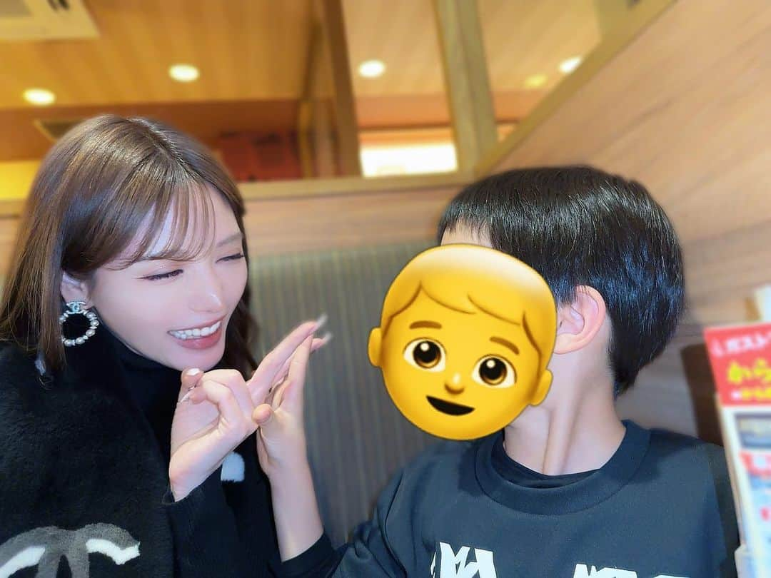 武藤静香さんのインスタグラム写真 - (武藤静香Instagram)「. ギャルママ👩w もうすぐ息子の誕生日なんだ！計画からとっても楽しみ。私の1年で一番大切な日👦🎉 . . #親子#楽しみ#6歳男の子#男の子ママ」1月14日 21時04分 - mutoshizuka0204