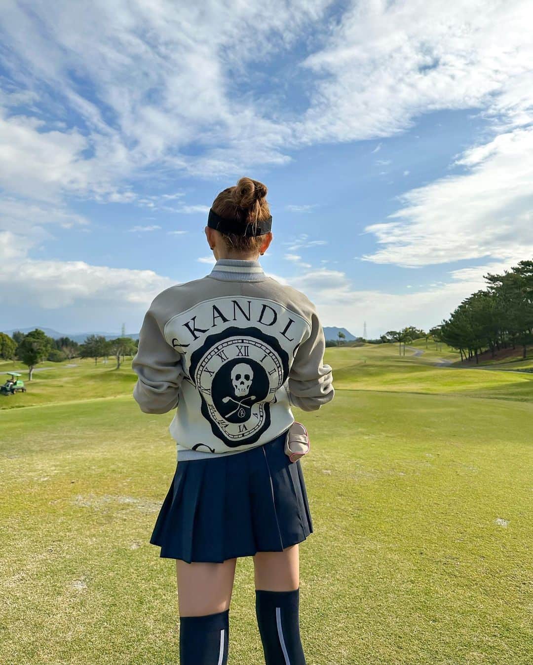 カレンさんのインスタグラム写真 - (カレンInstagram)「お正月の沖縄GOLF⛳️💕  年始は沖縄で過ごしたリ🫶  20度越えの毎日、 ゴルフも楽しすぎて、 幸せすぎた って話♡  #golf #newyear #OKINAWA  #沖縄 #正月旅行 #下手っぴゴルファー」1月15日 15時44分 - cjd_karen