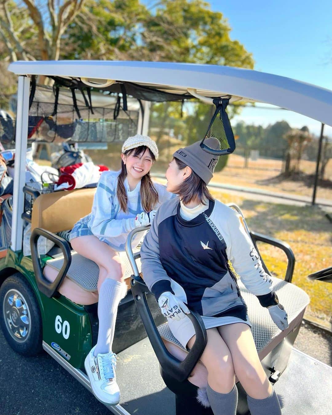 ゆーちゃんさんのインスタグラム写真 - (ゆーちゃんInstagram)「メンバー大事、ずーっと笑ってる🤣🫶 みんな今年はもうゴルフ行きましたか？  エンジョイゴルフまた行くよー⛳️   #ゴルフ女子  #ゴルフウェア  #ゴルフバカ #ゴルフ好きな人と繋がりたい」1月15日 18時32分 - yurina_era999