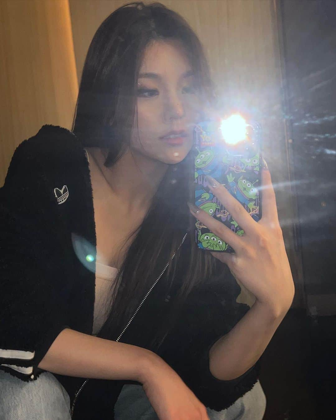 ITZYさんのインスタグラム写真 - (ITZYInstagram)「Thank you Manila Mahal Kita🖤」1月15日 23時04分 - itzy.all.in.us