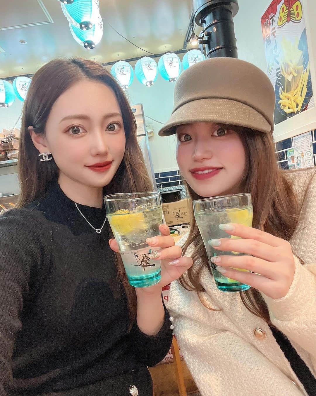 yuukachiさんのインスタグラム写真 - (yuukachiInstagram)「渋谷 まぐろ専門店🐟✨  1/14〜OPENした まぐろじん🐟✨ @shibuya_ekimae_magurojin   どれも美味しかったんやけど まぐろの唐揚げが1番美味しかった🤣🤍🤍  あと、ジンか75分0円で 飲み放題！！！！！✨破格すぎる値段 なので皆さん飲んでみて〜🤣✨  #まぐろじん#まぐろじん炉端渋谷駅前店  #渋谷グルメ#渋谷ランチ#まぐろ#渋谷 #翠ジンソーダ#東京#東京グルメ#居酒屋 #まぐろ専門店#まぐろ好きと繋がりたい」1月15日 23時27分 - yuuka_stagram