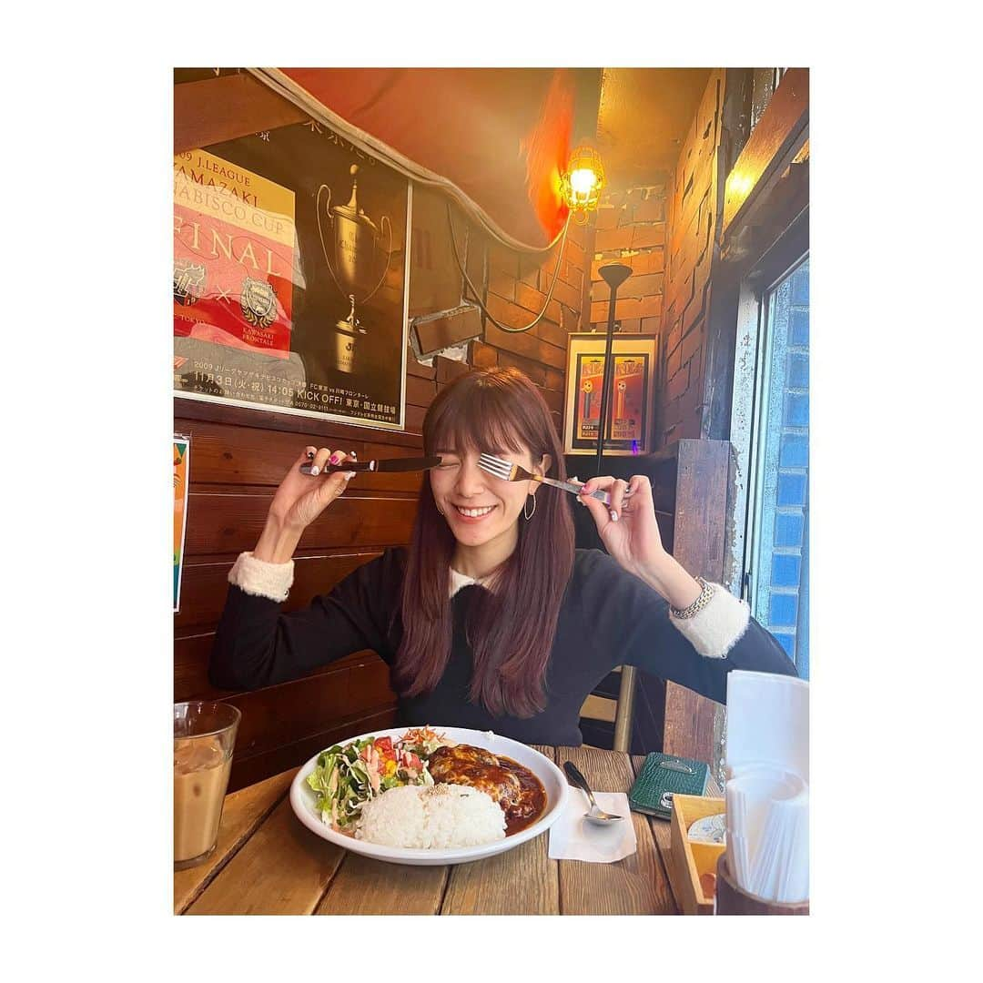 三谷紬さんのインスタグラム写真 - (三谷紬Instagram)「* 久しぶりの三コマ漫画🤭 Photo by ねお❤︎ * #お昼ご飯#昼ご飯#ごはん#昼ごはん#lunch#ランチ#ハンバーグ#デート#ランチデート#ねお#with#3コマ漫画#漫画#変顔#🤪#テレビ朝日#アナウンサー#三谷紬」1月16日 21時06分 - mitani_tsumugi