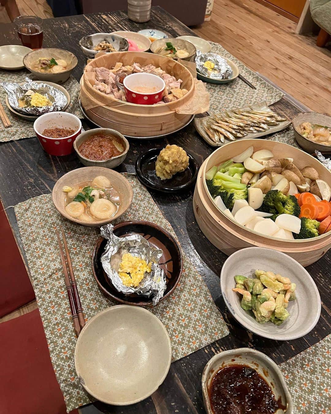 井上咲楽さんのインスタグラム写真 - (井上咲楽Instagram)「家事ヤロウ‼︎!実家里帰り編、ありがとうございました！いつもレシピの質問たくさんいただいたり、作ってくれたり、反響が大きくてすごくうれしいです😆✨ 発酵まみれの実家ご飯」1月18日 10時42分 - bling2sakura