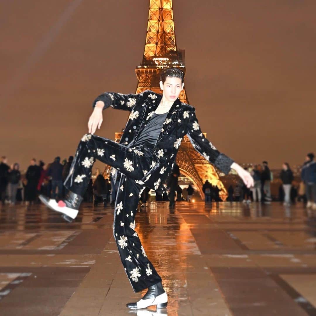 ラウールさんのインスタグラム写真 - (ラウールInstagram)「Paris, je t’aime」1月18日 17時01分 - raul_official_sn