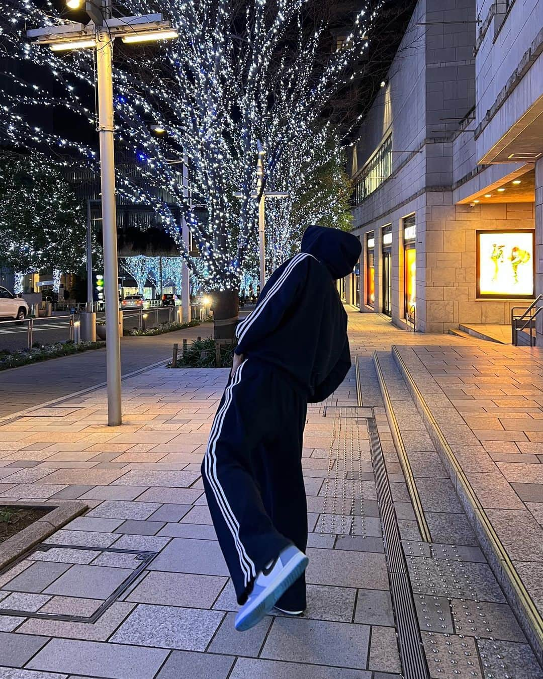 やまとさんのインスタグラム写真 - (やまとInstagram)「🫐❄️  Hoodie: @adidas × balenciaga Bottoms: @adidas × balenciaga Kicks: @nike   #sneakers #y_kicks」1月18日 17時37分 - com.yamato