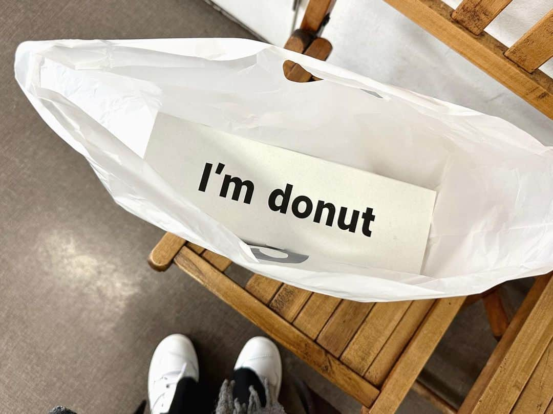 伊藤舞さんのインスタグラム写真 - (伊藤舞Instagram)「🍩 列が短めだったので 遅ればせながらデビュー…♡ . . #imdonut」1月18日 23時05分 - maiito_fbs