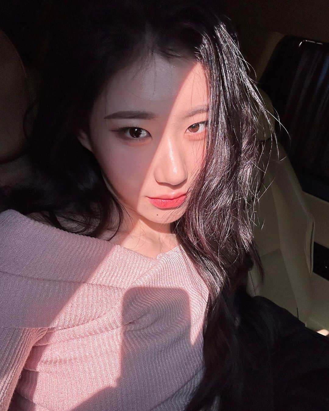 ITZYさんのインスタグラム写真 - (ITZYInstagram)「pink💕」1月18日 23時27分 - itzy.all.in.us