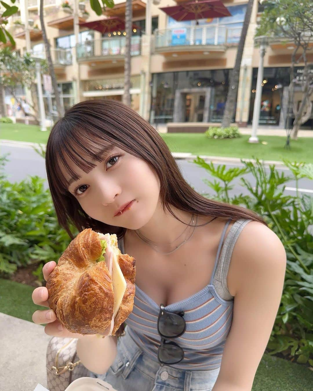 黒嵜菜々子さんのインスタグラム写真 - (黒嵜菜々子Instagram)「croissant 🥐」1月19日 19時14分 - kurosaki0516