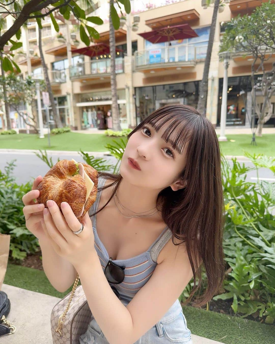 黒嵜菜々子さんのインスタグラム写真 - (黒嵜菜々子Instagram)「croissant 🥐」1月19日 19時14分 - kurosaki0516