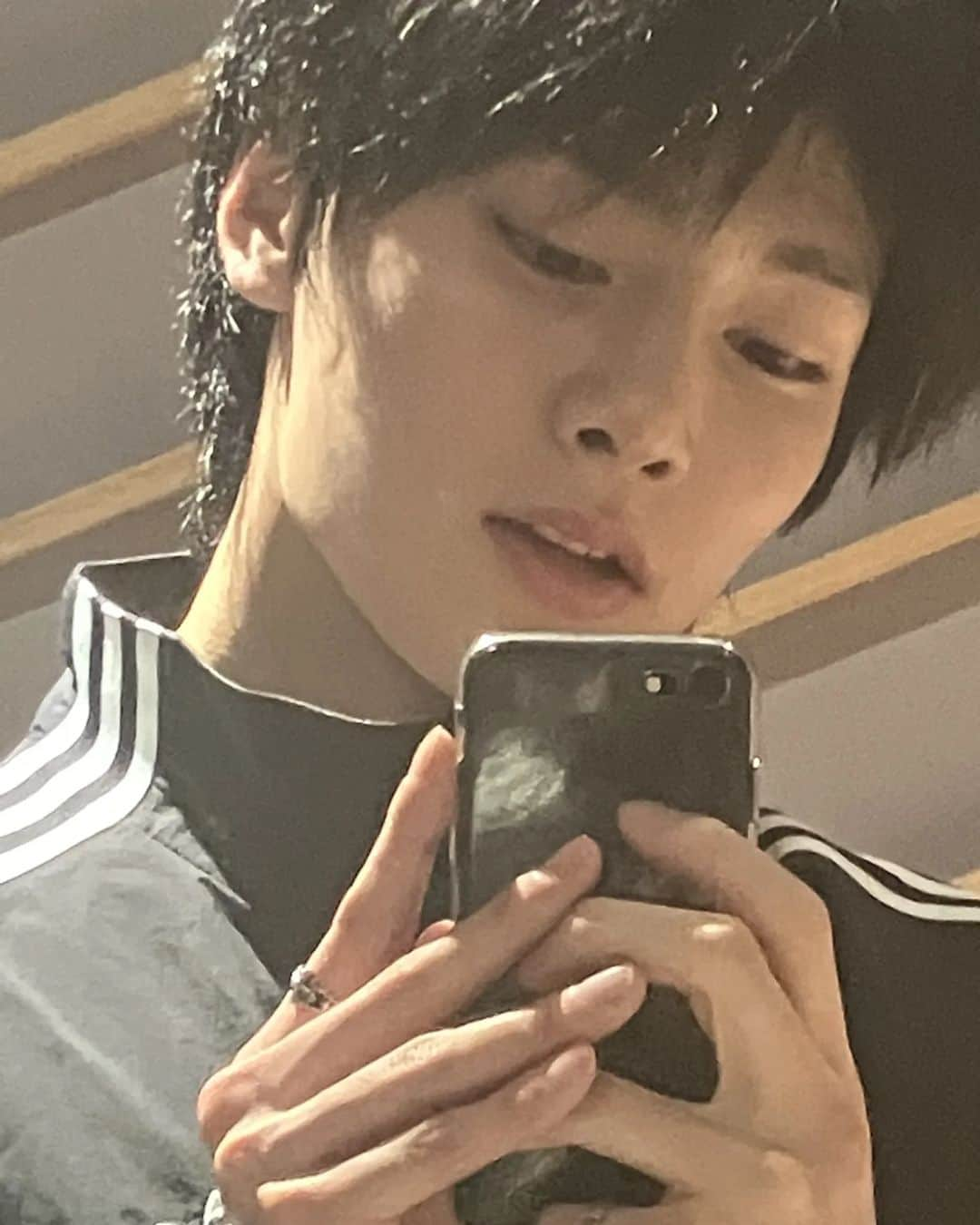 Stray Kidsさんのインスタグラム写真 - (Stray KidsInstagram)「셋업?? #StrayKids#STAY#OOTD#IN스타그램#🦊」1月19日 21時41分 - realstraykids