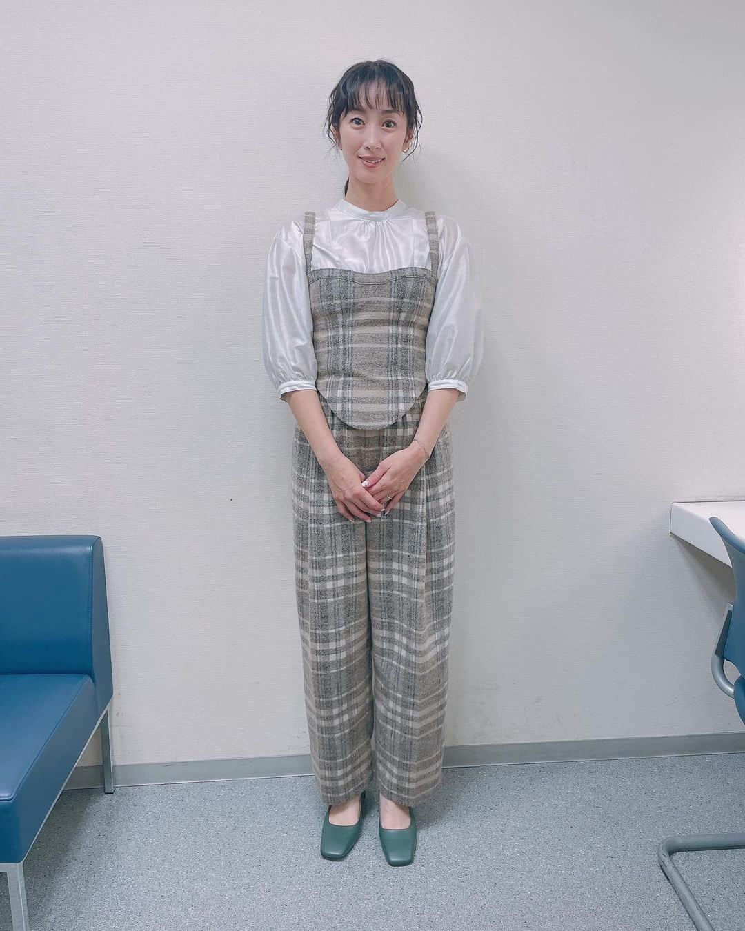 坂下千里子さんのインスタグラム写真 - (坂下千里子Instagram)「明日OAです！ 15:30〜 CX「ノンストップ！presents 厳選！いいものプレミアムヒット商品SP」  衣装です！  ビスチェ、パンツ @greed_tokyo @greed_int_online_shop  イヤカフ @l.a.h._official  #夜分遅くにすみません #お時間ありましたら是非 #ノンストップ #いいものプレミアム」1月20日 22時49分 - chiriko_sakashita_official