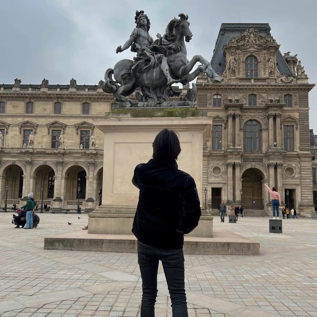 ジョンハンさんのインスタグラム写真 - (ジョンハンInstagram)「paris🤍」1月21日 1時01分 - jeonghaniyoo_n