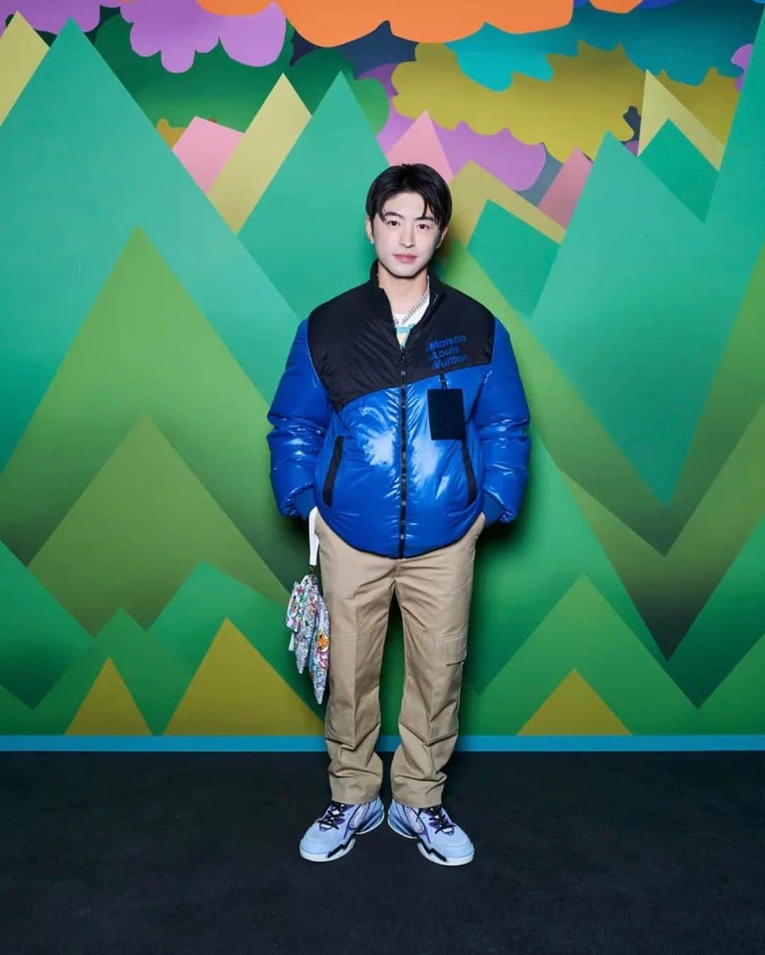 佐野玲於さんのインスタグラム写真 - (佐野玲於Instagram)「🇫🇷🛬  @louisvuitton  #LVMenFW23 #LouisVuitton」1月21日 17時24分 - reo_sano_official_acc