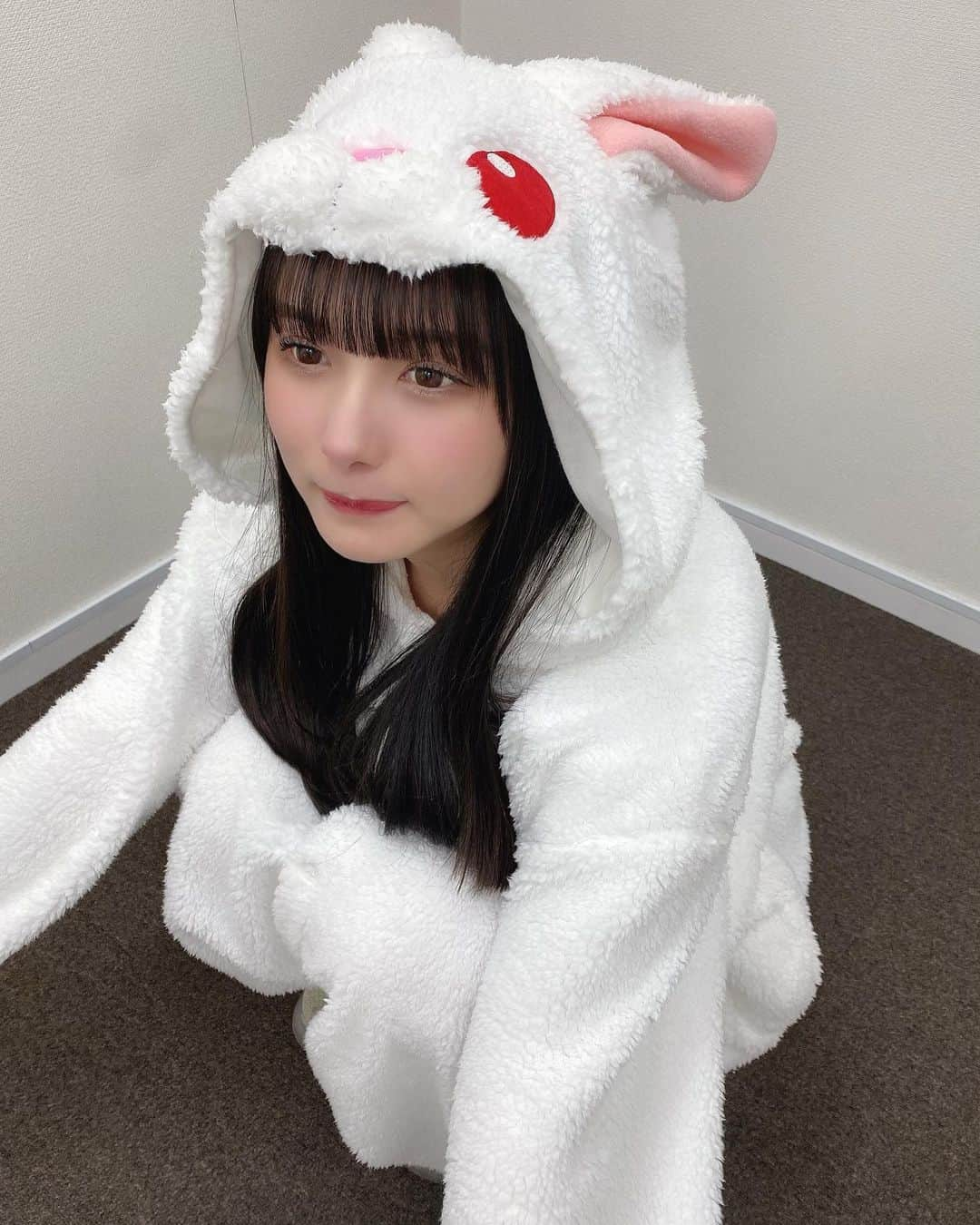 新谷真由さんのインスタグラム写真 - (新谷真由Instagram)「にいやうさぎです🐇  寂しくさせないでください。」1月21日 21時22分 - ni_mayu43