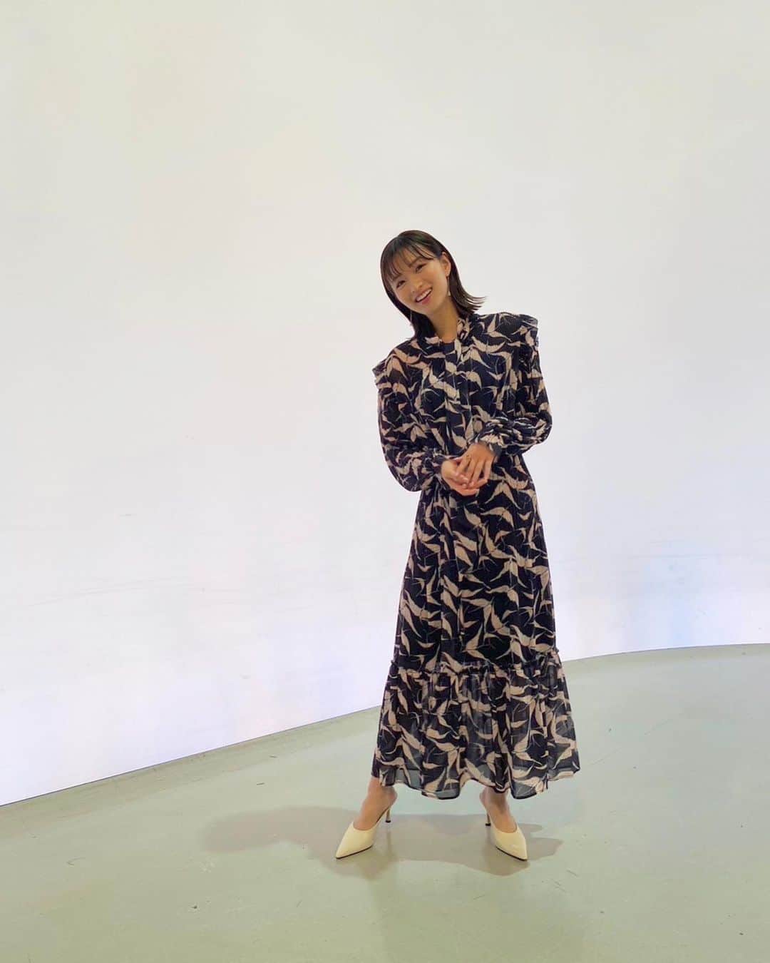 岡崎紗絵さんのインスタグラム写真 - (岡崎紗絵Instagram)「去年の衣装！ 花エスのインタビュー記事もたくさん掲載して頂いております🧚🏻‍♀️ チェックしてみて下さいね☺︎  #衣装 #タグ見てね」1月21日 23時32分 - sae_okazaki