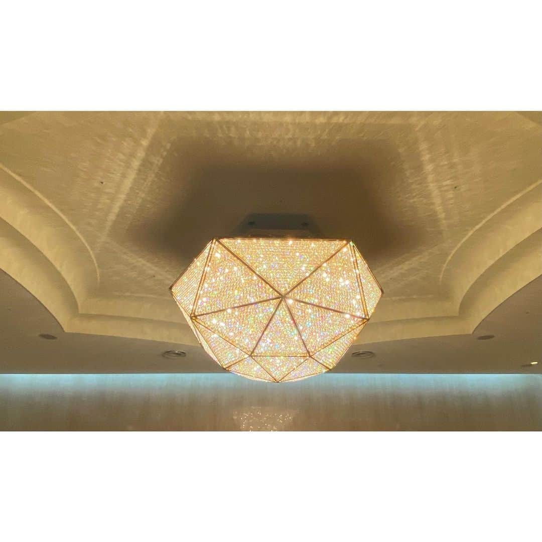 大島璃音さんのインスタグラム写真 - (大島璃音Instagram)「. サントリーホールは建物から美しい🪄✨ マミーと❤︎」1月22日 8時57分 - rinon_ohshima