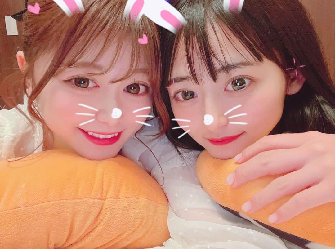 熊谷真里（まりくま）さんのインスタグラム写真 - (熊谷真里（まりくま）Instagram)「⁡ ⁡ お菓子のおうち🍩 ⁡ ⁡ ここ最近いっぱい泣いていっぱい笑って いっぱいすっきりした！🥱🤍 周りに居てくれてる人たちの大切さを学んだよん（ ˘ ˘ ） ⁡ ⁡ すみれは頼れるお姉ちゃん( ˙³˙)♥ ⁡髪色可愛かったあああ ⁡ ⁡ ⁡ ⁡ ⁡ ⁡ いつもいいね＆コメントありがとうございます🧸🎀 ⁡ ⁡ ⁡ ⁡ #まりくま #すみぽん #まりくま進化計画 #Popteen #pop #恋ステ #お菓子の家 #ホカンス #ホカンスコーデ #女子会 #女子会パーティー #instafashion #instamood」1月23日 17時03分 - maritsupe0208