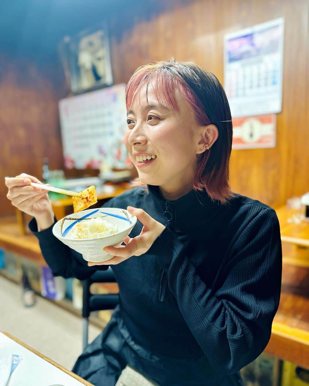 山本雪乃さんのインスタグラム写真 - (山本雪乃Instagram)「🍚 地元岡山に帰っております🍑 岡山に帰ったときのルーティン、まことや😋 大ごはん2杯食べてしまった✌️  遅れてきたお正月という感じです☺️  つかの間の休みということで 一週間だけ髪を染めています🐷」1月23日 21時29分 - yukino_yamamoto5