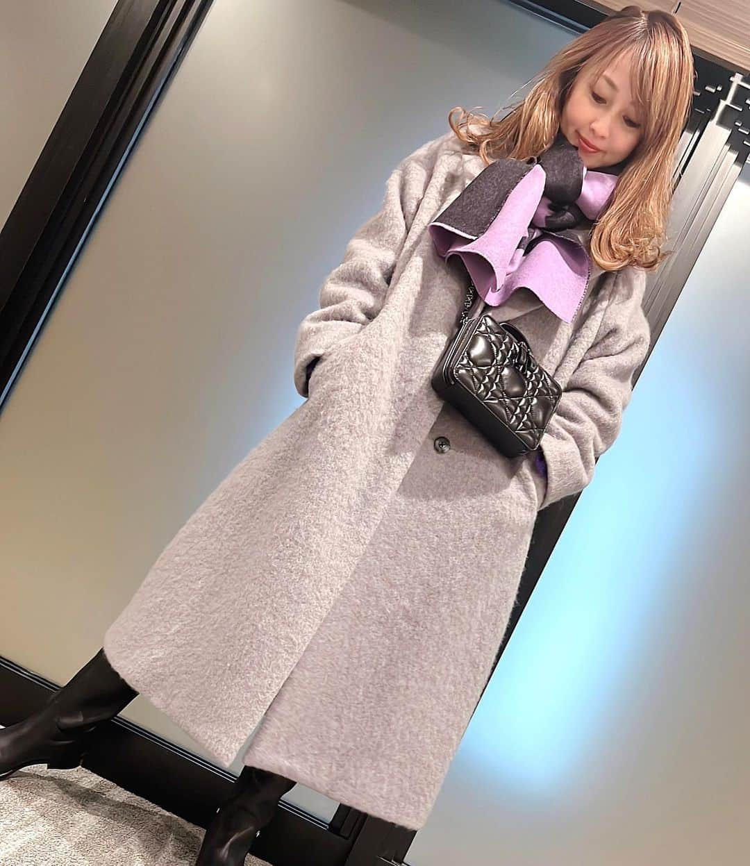 渡辺美奈代さんのインスタグラム写真 - (渡辺美奈代Instagram)「私服  #グレー✖️パープル #DIOR #バレンシアガ  #PLST」1月24日 17時45分 - watanabe_minayo