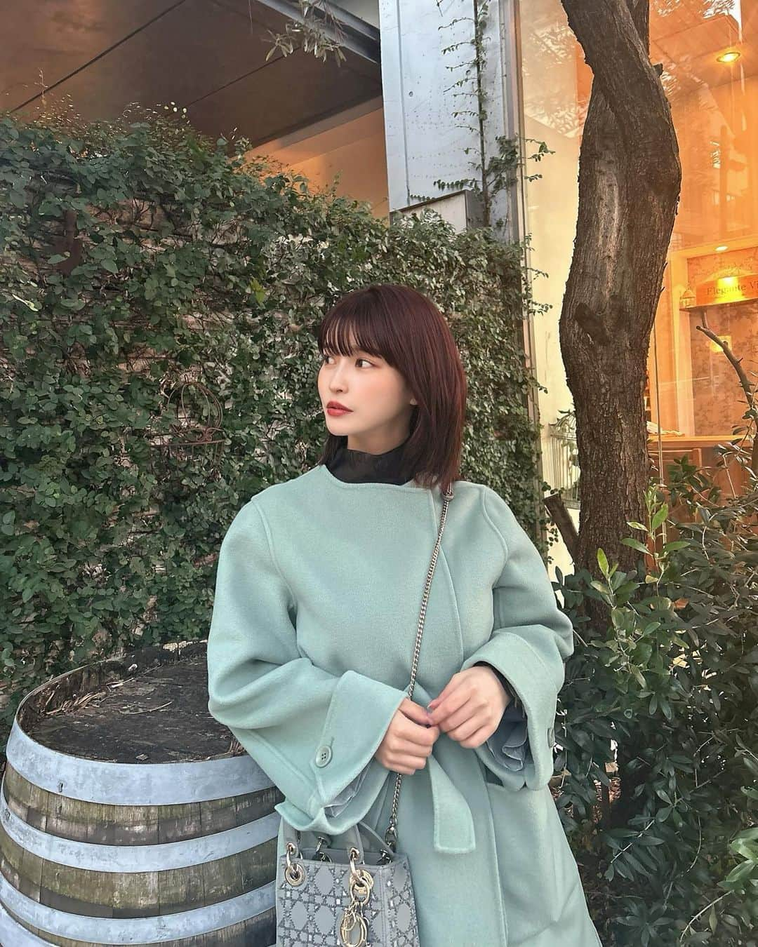 岸明日香さんのインスタグラム写真 - (岸明日香Instagram)「寒すぎるなぁ〜皆様大丈夫ですか？？  今日はMBさん達と色々打ち合わせもしてきました🐶🌸 只今とあるもの製作中です🫶 お楽しみに..🤤✨」1月25日 23時04分 - aspoo02