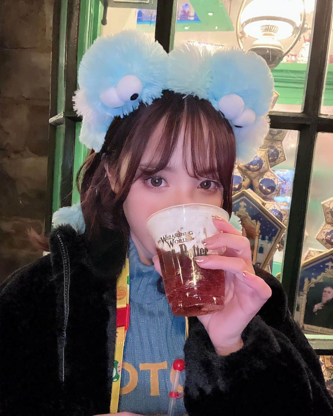 桃乃木かなさんのインスタグラム写真 - (桃乃木かなInstagram)「バタービール🍺  ユニバで1番好きなエリアと飲み物！ 夏のフローズンが特に大好きです🫶  #USJ #ユニバーサルスタジオジャパン」1月26日 18時29分 - kana_momonogi