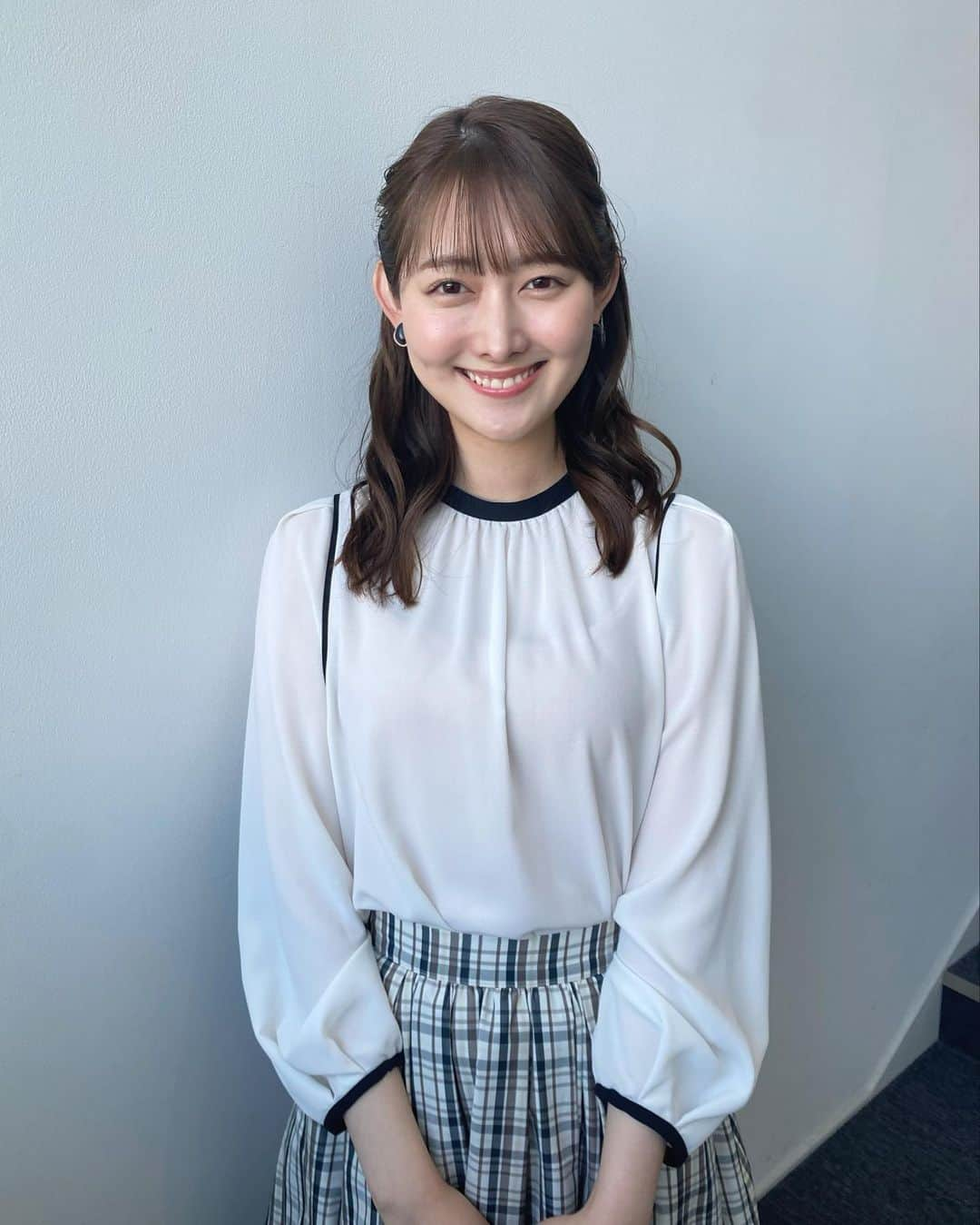 森山みなみさんのインスタグラム写真 - (森山みなみInstagram)「.  今朝も羽鳥慎一モーニングショーをご覧いただき、ありがとうございました☀️  寒いですね❄️  都内は日中少し気温が上がったので、2駅分歩きました。最近身体を動かしていなかったので気分もすっきり！  ゆっくり湯船に浸かりました🛁  明日もよろしくお願いいたします。   #テレビ朝日 #羽鳥慎一モーニングショー #モーニングショー #アナウンサー  #森山みなみ  #衣装」1月26日 18時56分 - minami.moriyama_ex