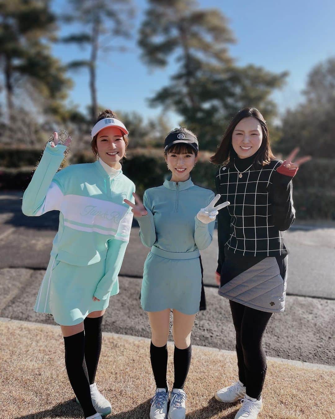なみさんのインスタグラム写真 - (なみInstagram)「久々のyoutube配信😍  出演するラウンド動画は、1年ぶり😚❣️  去年のドッキリは、100万再生行ってた🥹❤️  今回は初登場のベアちゃんと、  いつ見ても美しいスイングのゆかさん🥳✨  是非みてね🥰  #ゴルフ #ゴルフウェア #ゴルフ女子 #ゴルフ好き #ゴルフ大好き #ゴルフスイング #ゴルフバカ #ゴルフ好きと繋がりたい #ゴルフ仲間募集中 #ゴルフコーデ #ゴルフ初心者 #ゴルフ#ゴルフ場 #golf #golflover #japanesegirl #japan #골프 #골프여자 #골프스윙」1月26日 19時50分 - nami73_golf