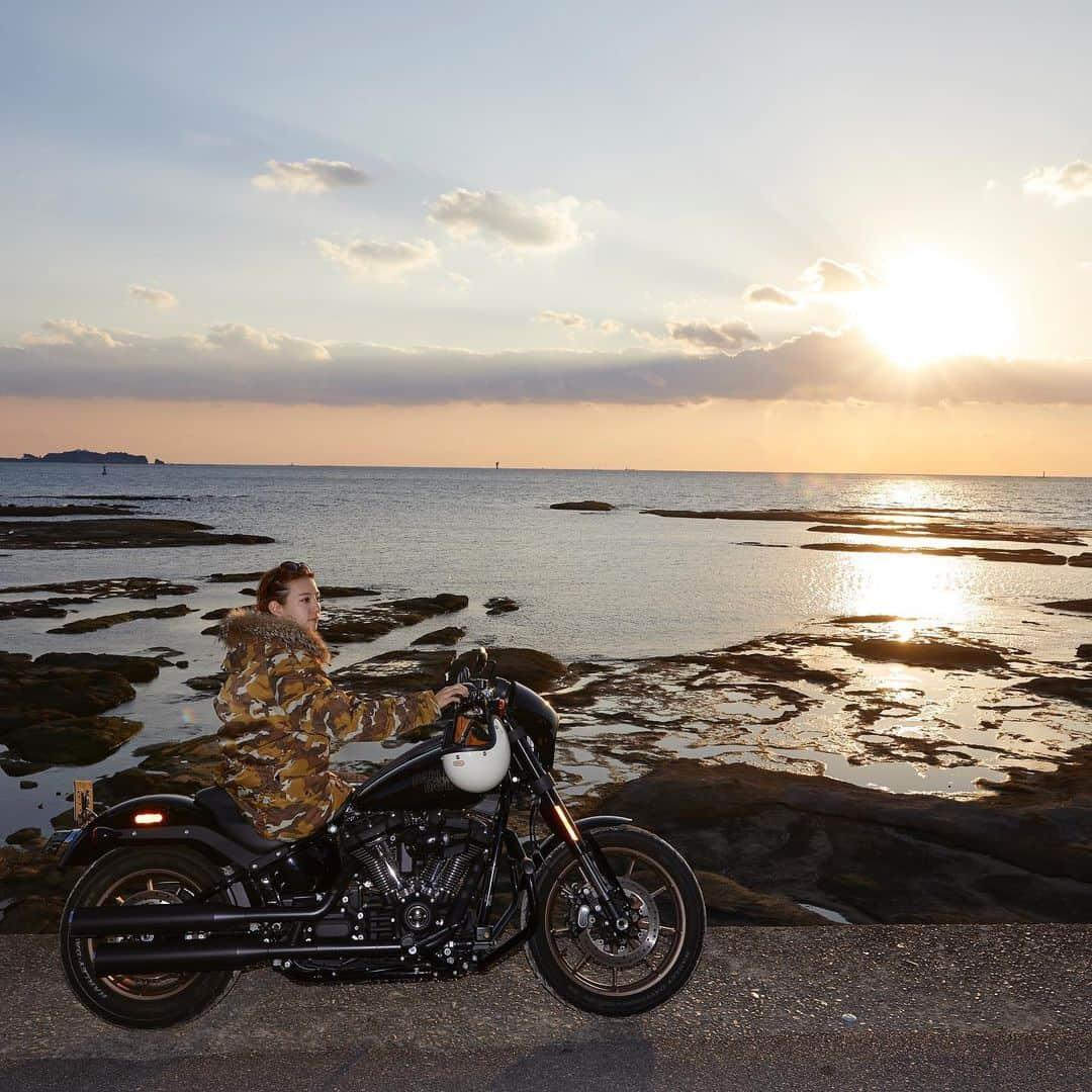 宮原華音さんのインスタグラム写真 - (宮原華音Instagram)「いろんなハーレー乗れて 楽しいな🏍🤍  でもやっぱり今の所 スポスタが1番好き😍💓 新しく出たブレイクアウトも早く みたいー🏍❤️‍🔥  #clubharley #クラブハーレー #クラブハーレーイメージキャラクター #harlaydavidson #ハーレー女子 #バイク女子　#バイク写真部 #バイクツーリング」1月27日 21時35分 - miyahara_kanon