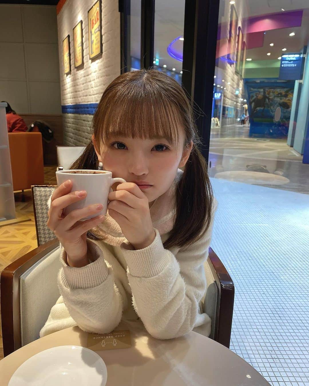 新澤菜央さんのインスタグラム写真 - (新澤菜央Instagram)「しんしん補給する？？？🤍」1月29日 20時35分 - _shinshin_48