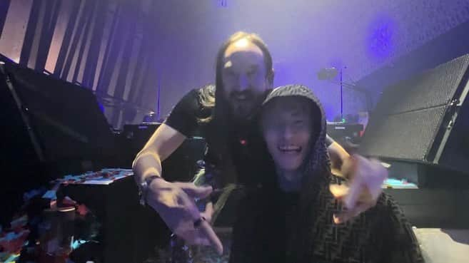 平本蓮さんのインスタグラム写真 - (平本蓮Instagram)「Yesterday, I was invited by my good friend Steve Aoki to Steve's event  Thank you Steve for this special experience💛 I am so proud of you 🤎 see you soon🤝 @steveaoki」1月30日 13時05分 - ren___k1