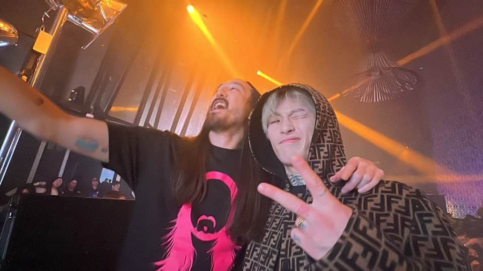 平本蓮さんのインスタグラム写真 - (平本蓮Instagram)「Yesterday, I was invited by my good friend Steve Aoki to Steve's event  Thank you Steve for this special experience💛 I am so proud of you 🤎 see you soon🤝 @steveaoki」1月30日 13時05分 - ren___k1